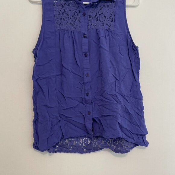 MAURICES Purple Floral Lace Panels Collared Button Down Twee 2012 Tank Blouse - Picture 3 of 15